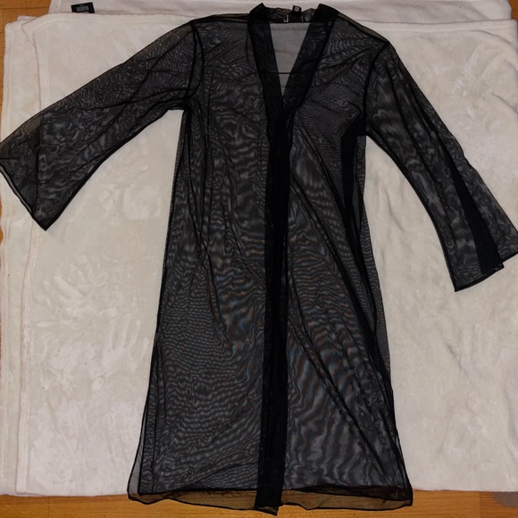 VS robe - Picture 1 of 2